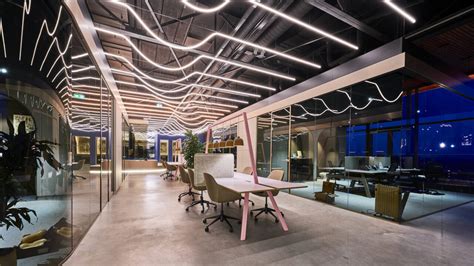 secretary plus eindhoven
